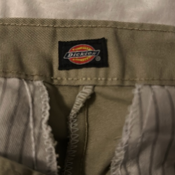 Unisex 30x32 Tan Dickies Pants - Picture 3 of 4